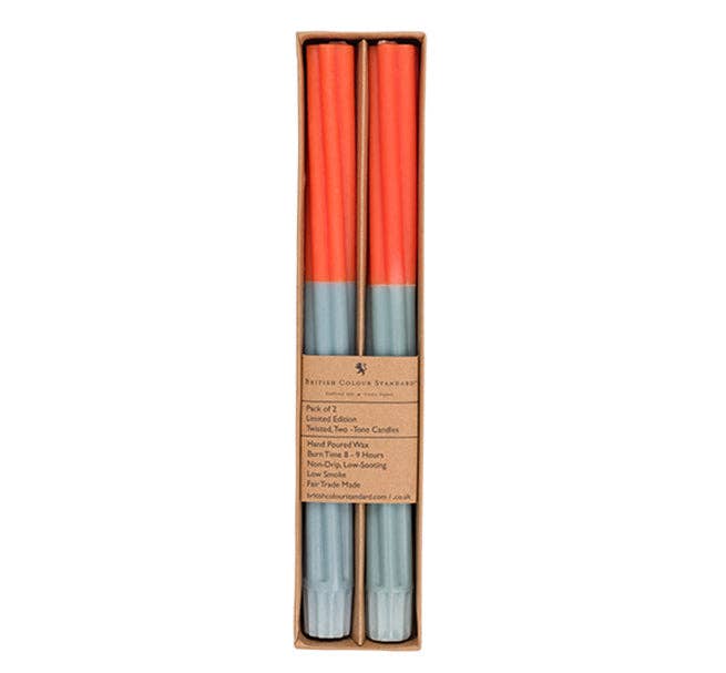 TWIST - Velas de cena ecológicas a rayas en color llama naranja y piedra lunar