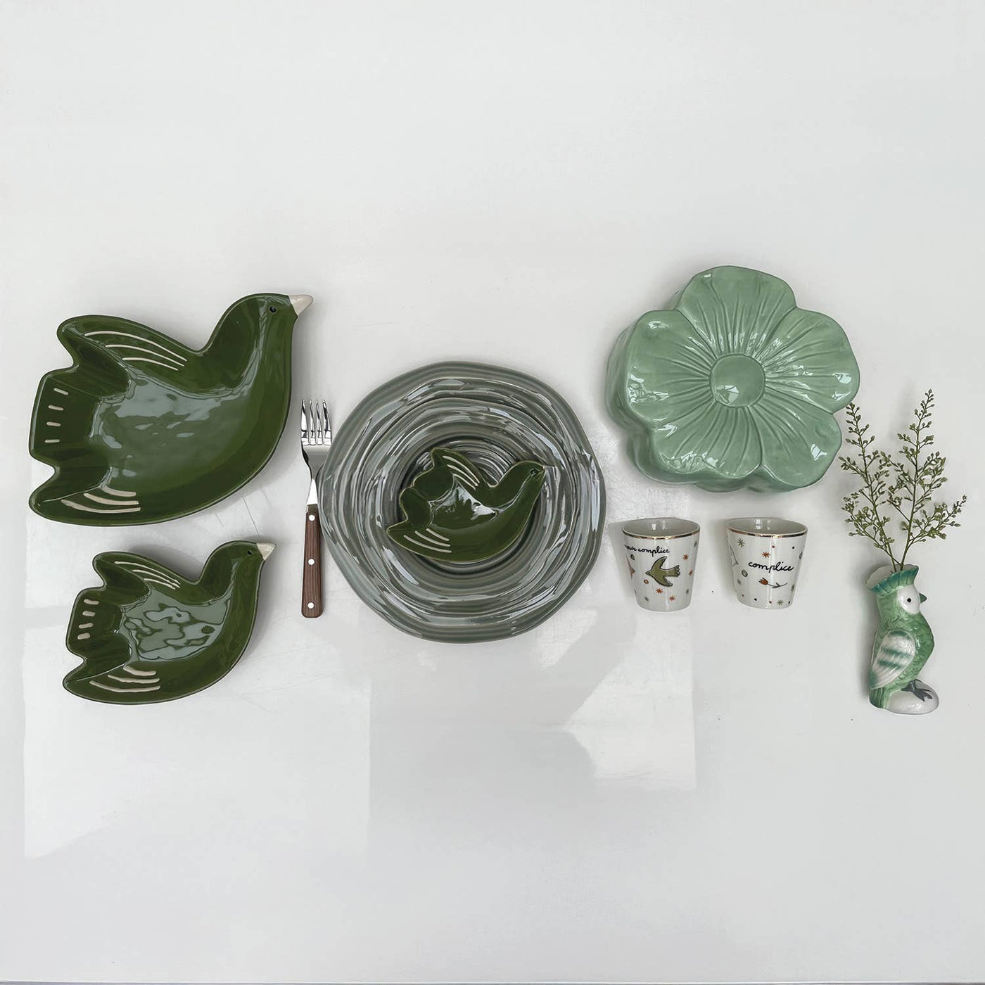 Plato pajarito verde oscuro pm L16,2 P11 H3cm