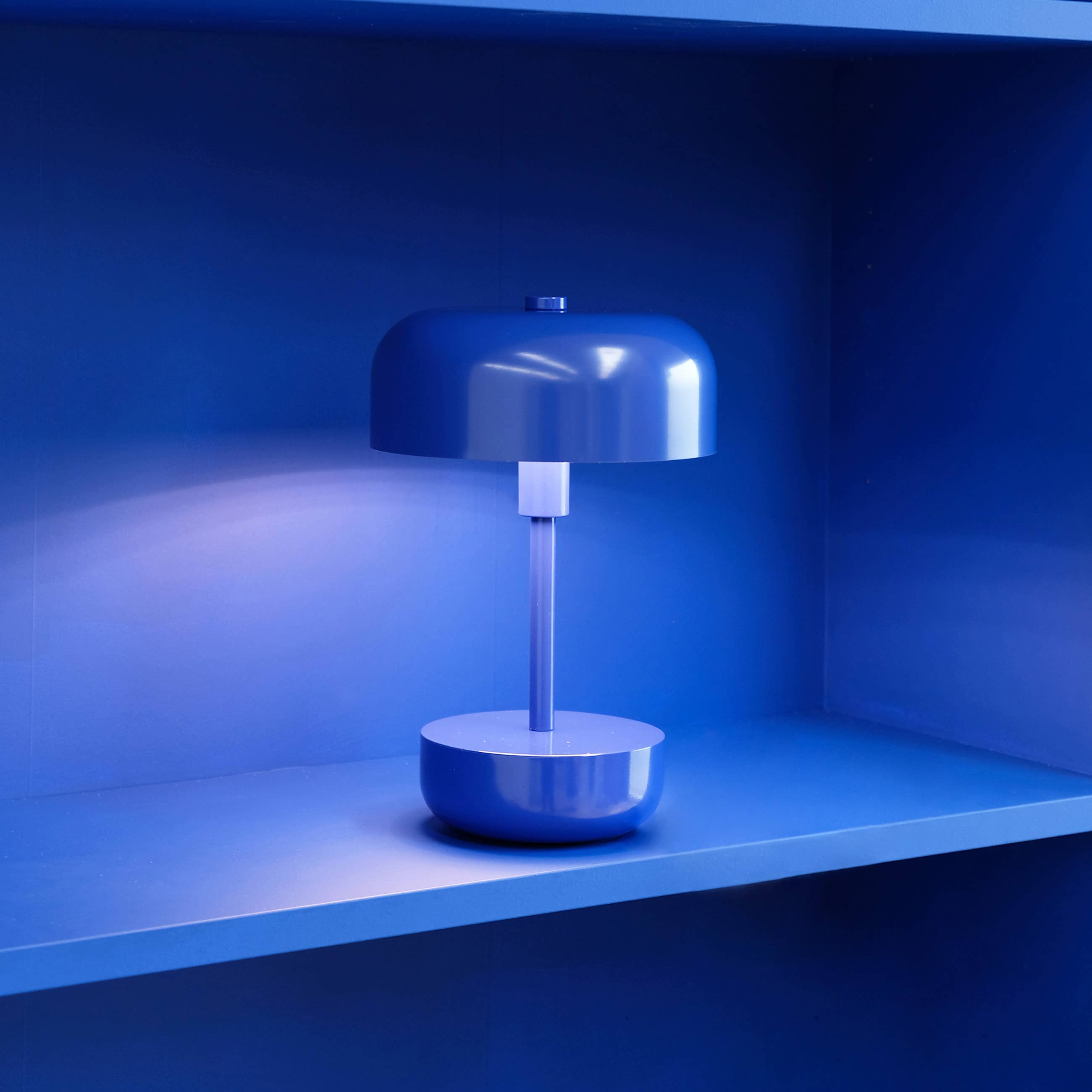 Lámpara de mesa recargable LED azul Haipot en Tilda Deco - imagen 3