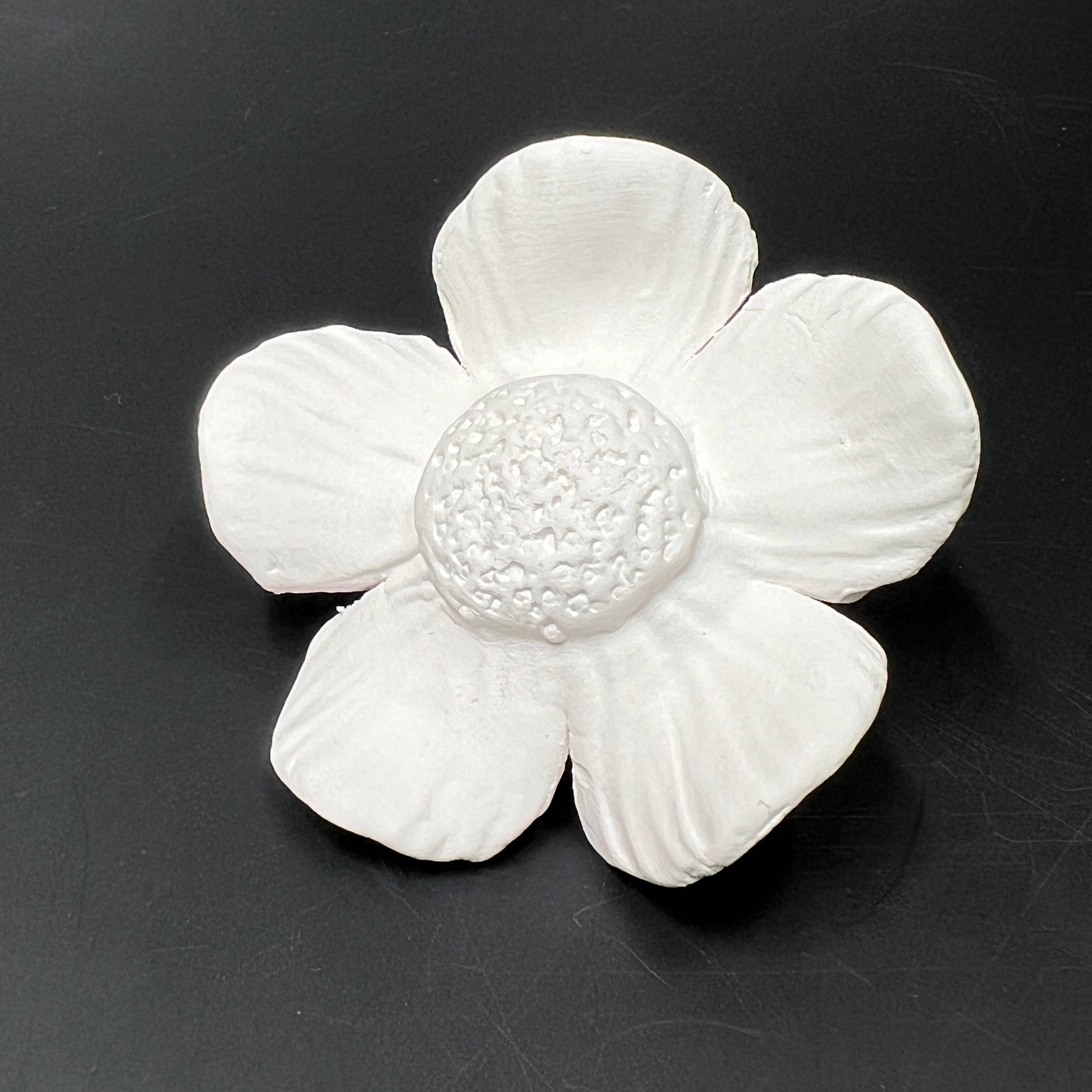 Flor aromática de porcelana para difusor en espacios pequeños