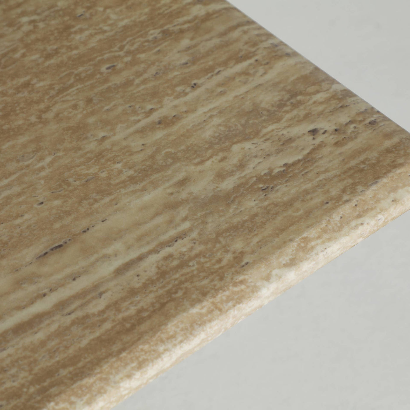 Mesa de centro de madera dm en color beige  de 130x70x35cm