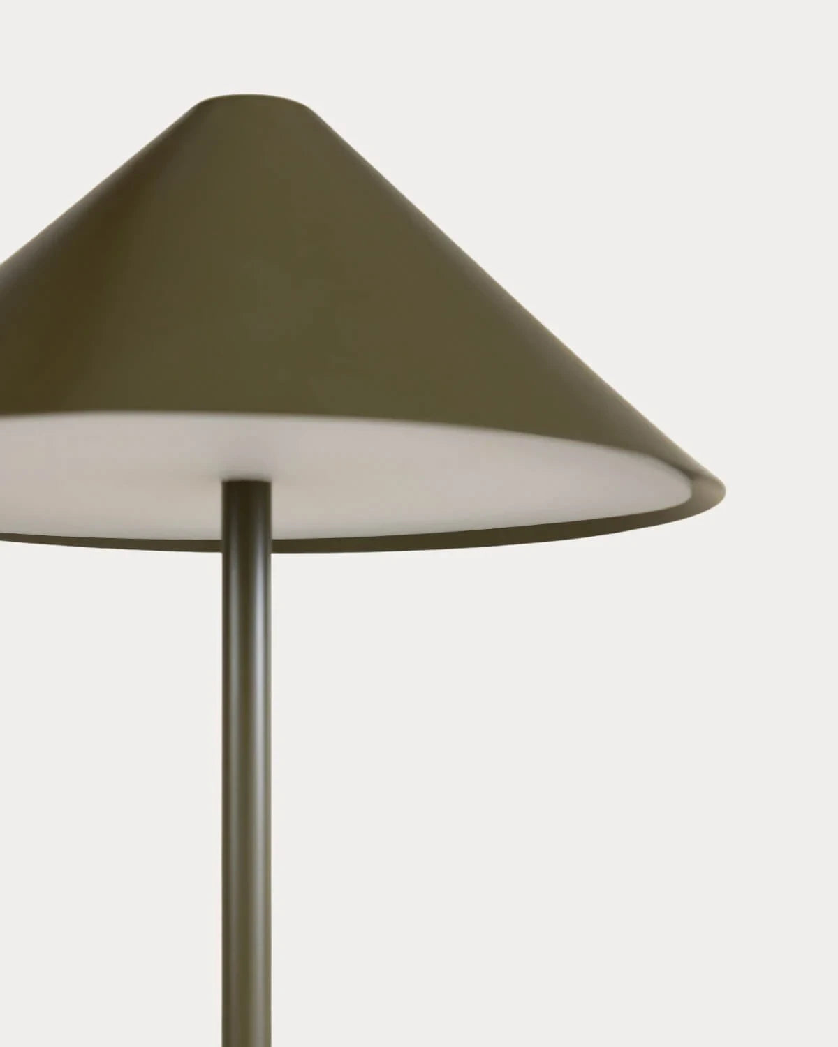 Lámpara de Pie LED Inalámbrica Exterior Gavi (Verde Nori)