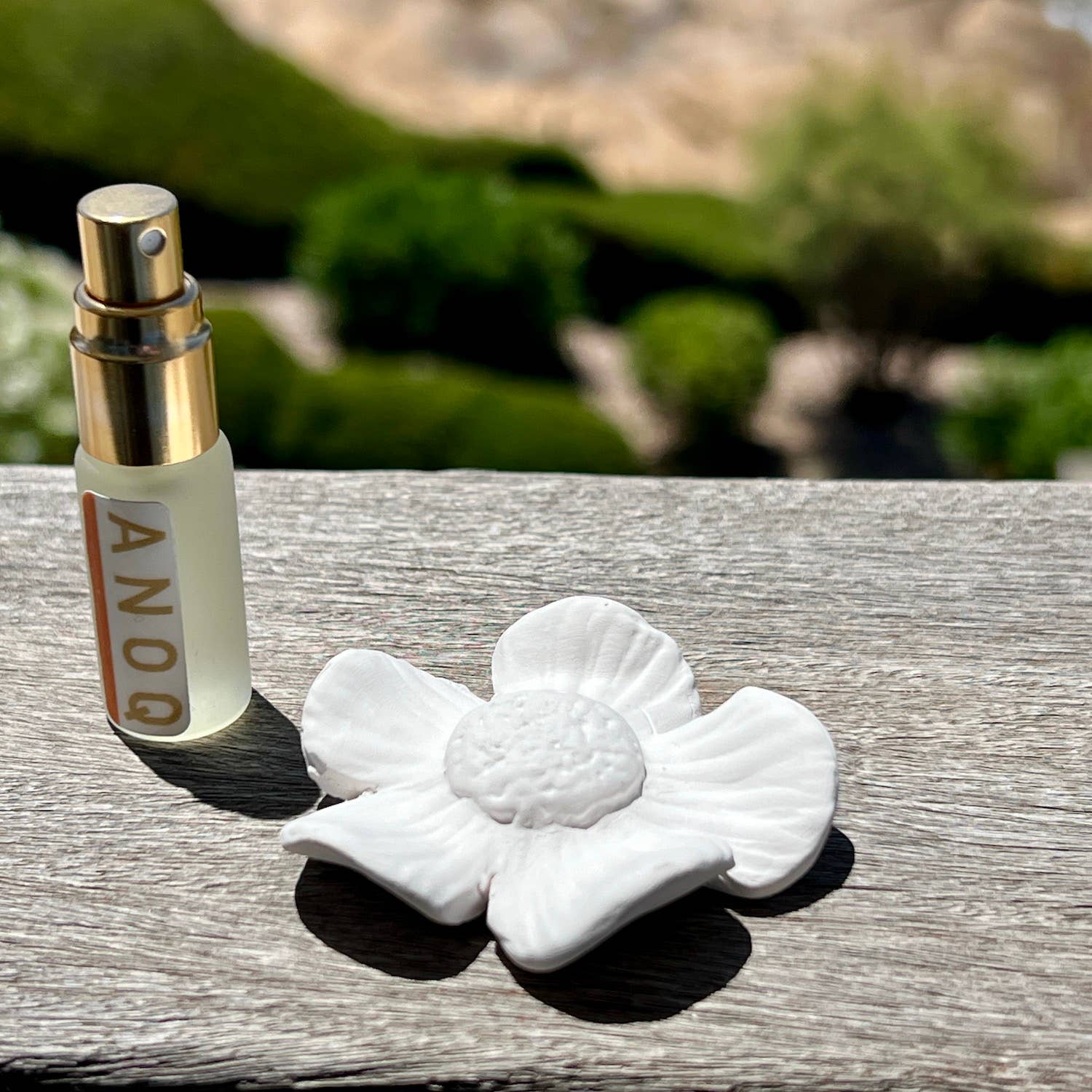 Flor aromática de porcelana para difusor en espacios pequeños